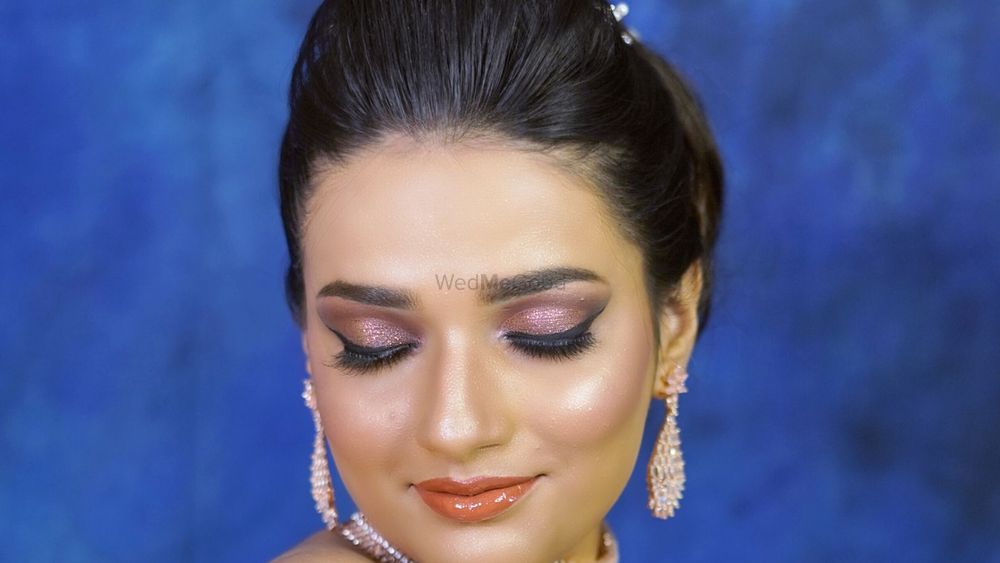 Diyara Makeovers by Monika Khatri