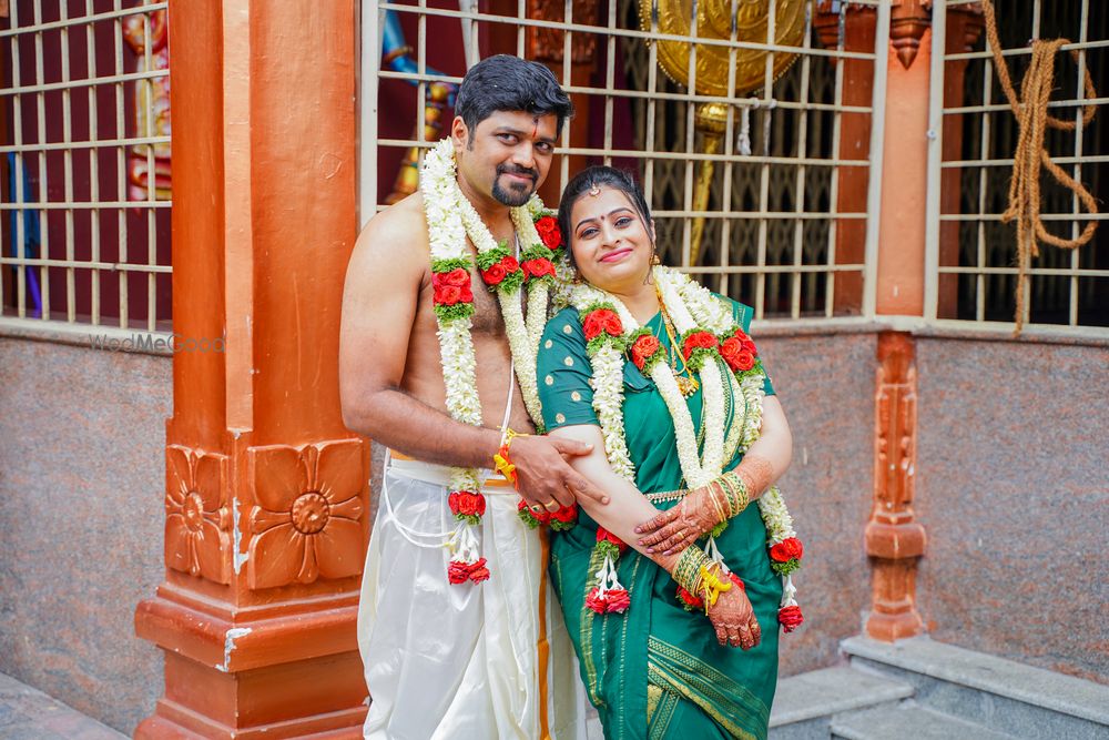 Photo By The Wedding World - Photographers