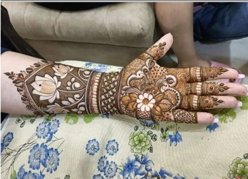 Ravendr Mehandi Artist