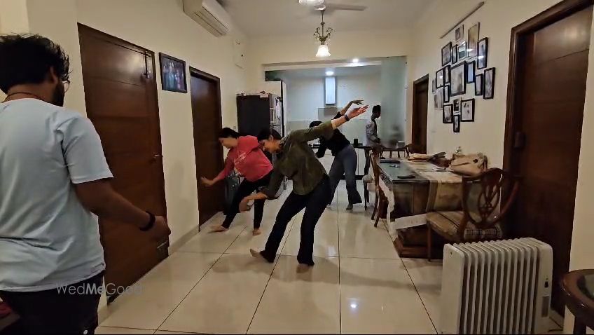 Photo By Dance Team By Vickky - Sangeet Choreographer