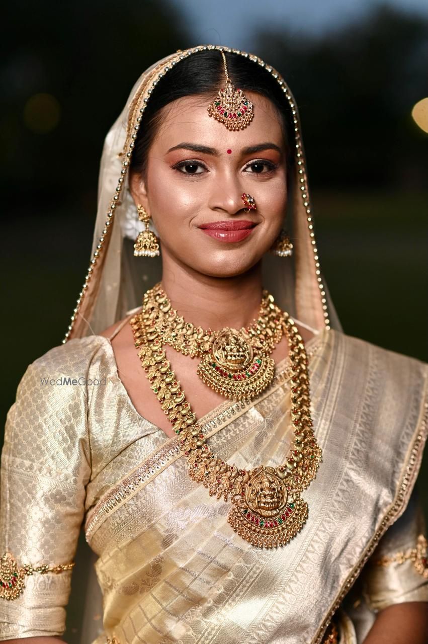 Photo By Vani Pandey - Bridal Makeup