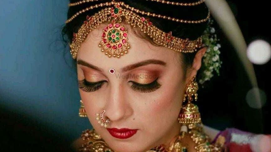 Makeup by Radha Nandaki