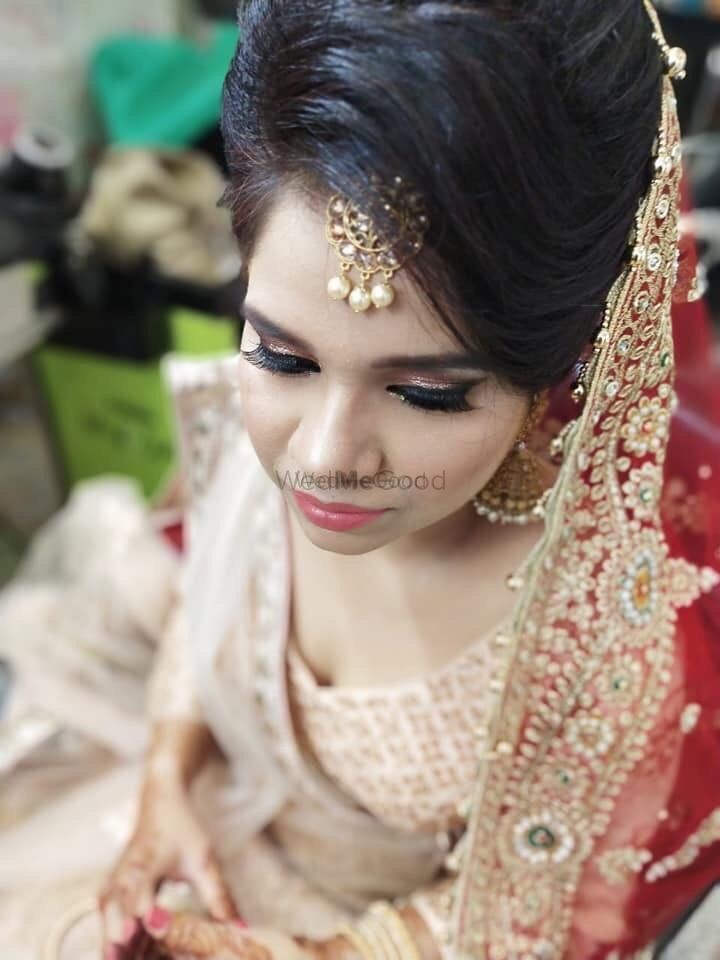 Photo By Dharna Malhotra Makeovers - Bridal Makeup