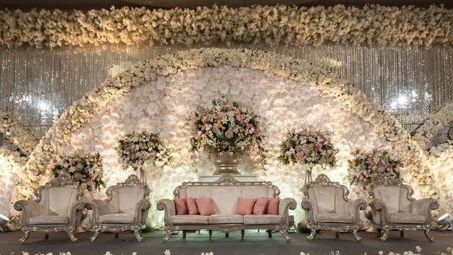 Siri Weddings