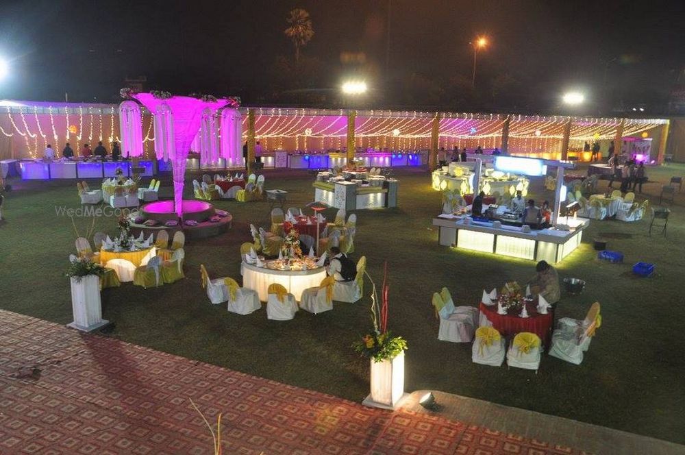 Photo By Maple Paradise - Venues
