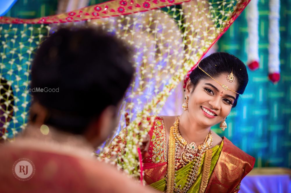 Photo By RJ Wedding Films - Photographers