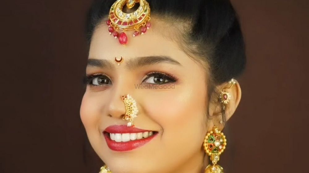 Dhanashri Makeup Expert