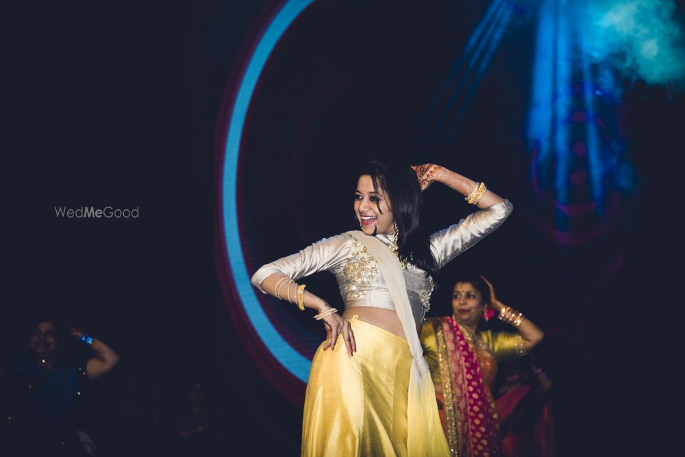 Photo By Divay - The Wedding Choreographers - Sangeet Choreographer