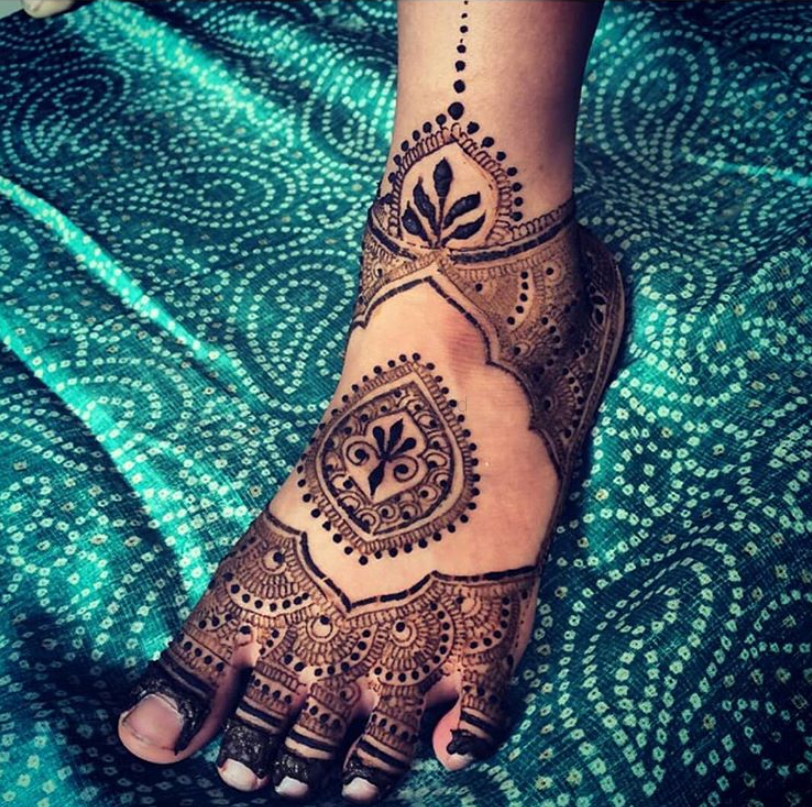 Photo By Henna by Hina - Mehendi Artist