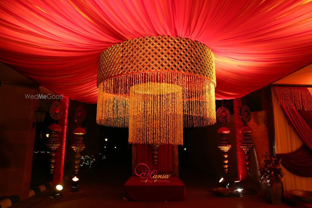 Photo of Haniging light decor