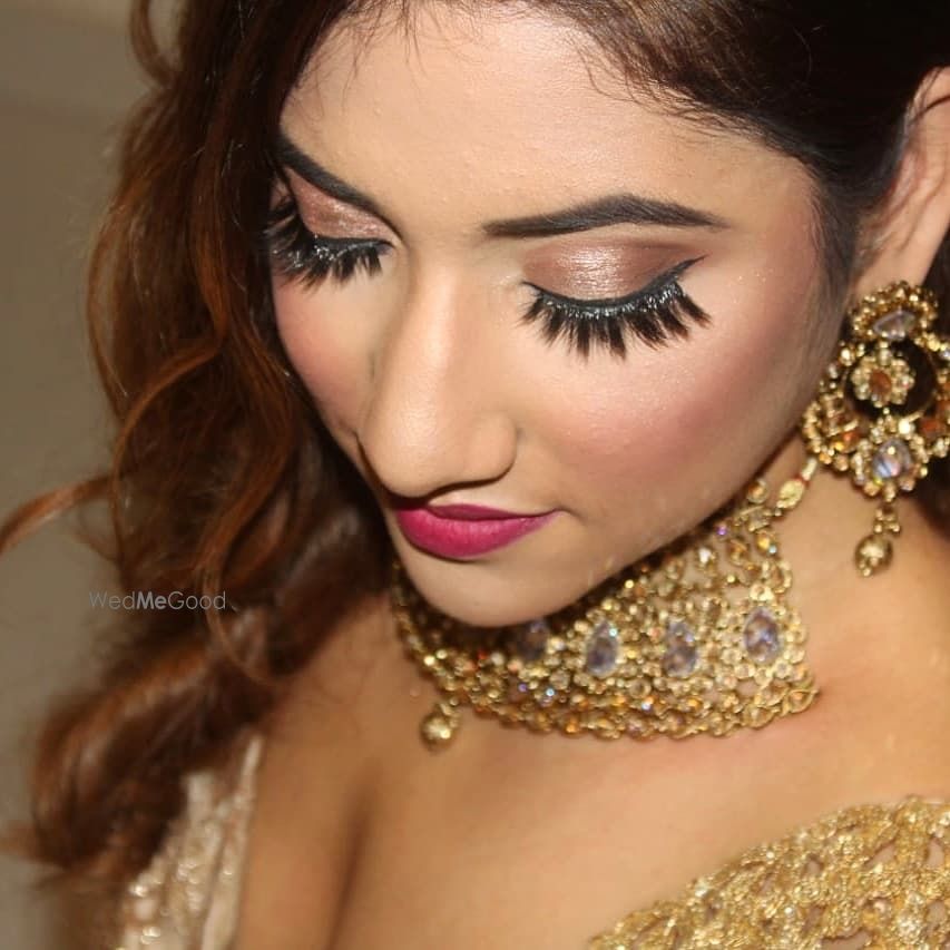 Photo By Makeovers by Anmol Wadhwa - Bridal Makeup