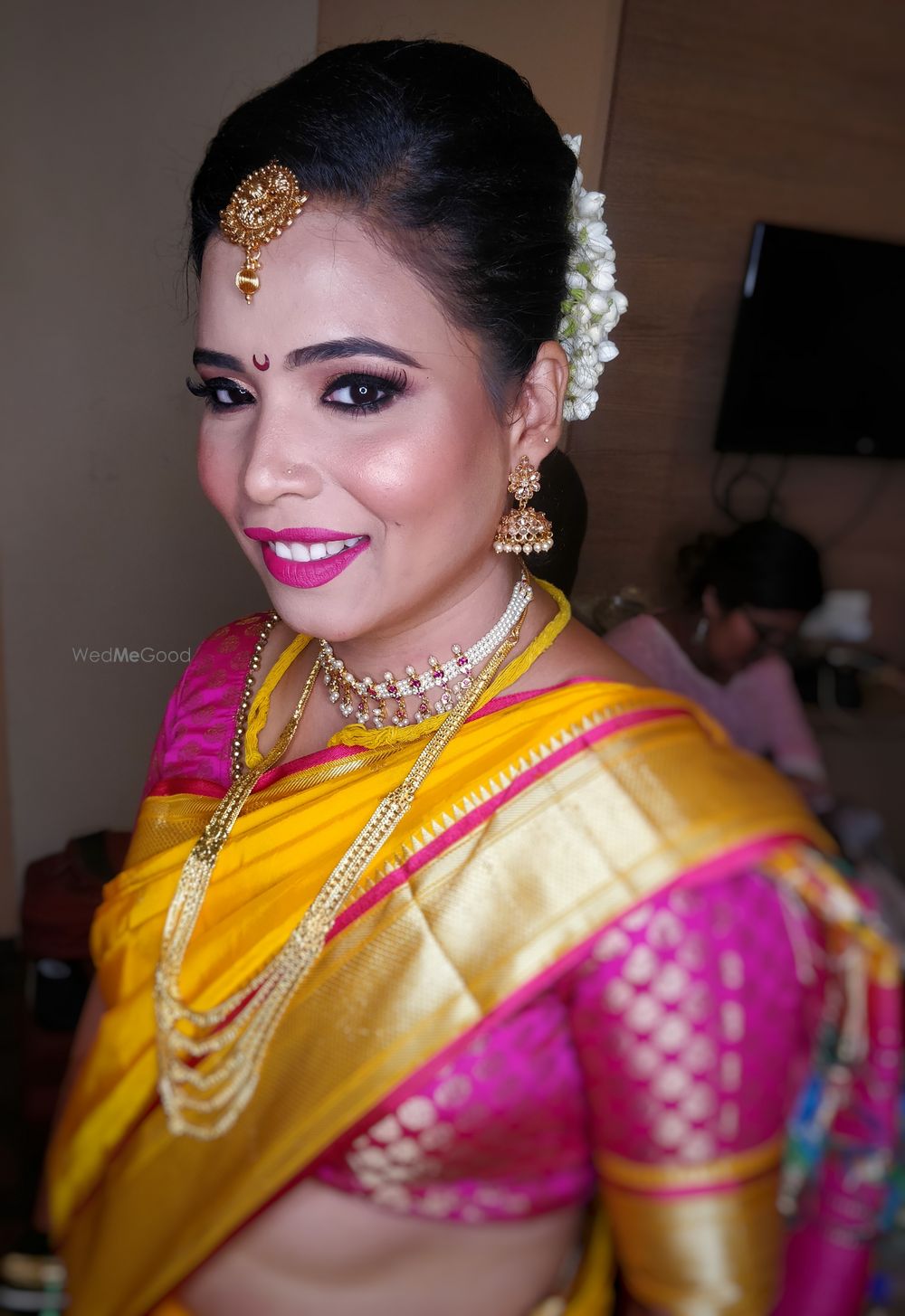 Photo By Makeovers by Anmol Wadhwa - Bridal Makeup