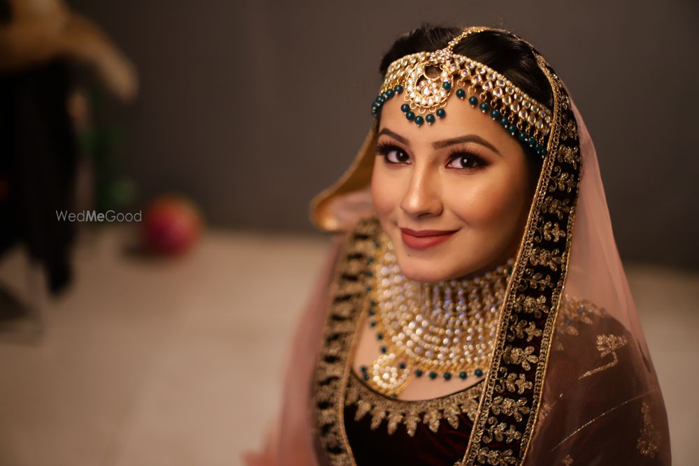 Photo By Makeovers by Anmol Wadhwa - Bridal Makeup