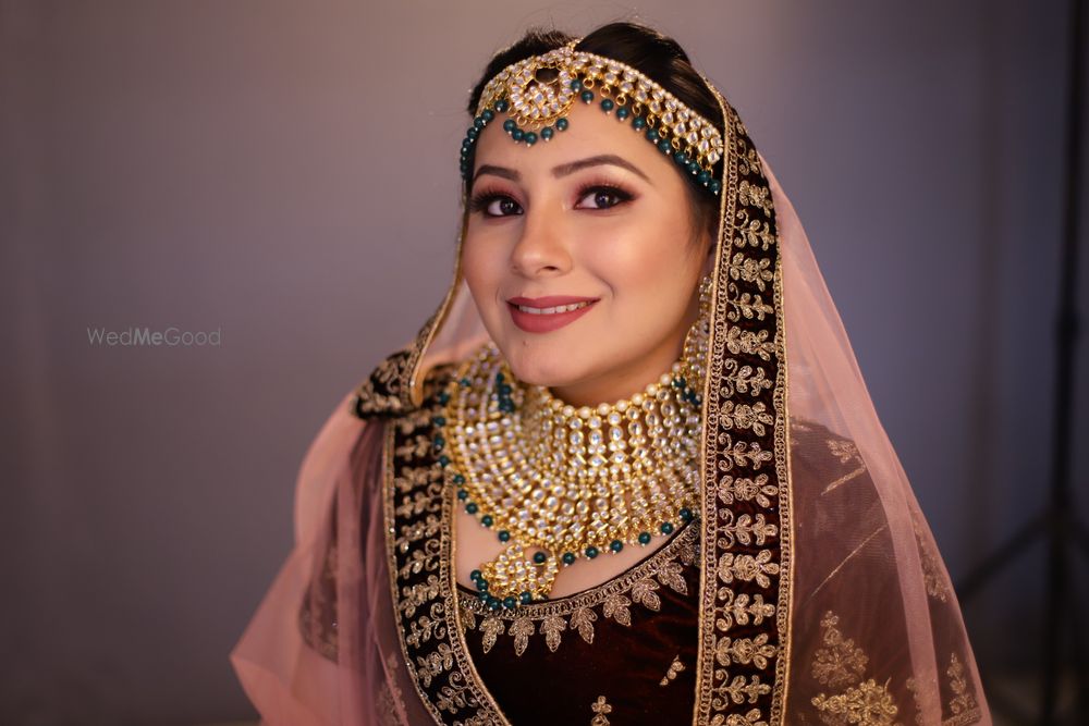 Photo By Makeovers by Anmol Wadhwa - Bridal Makeup