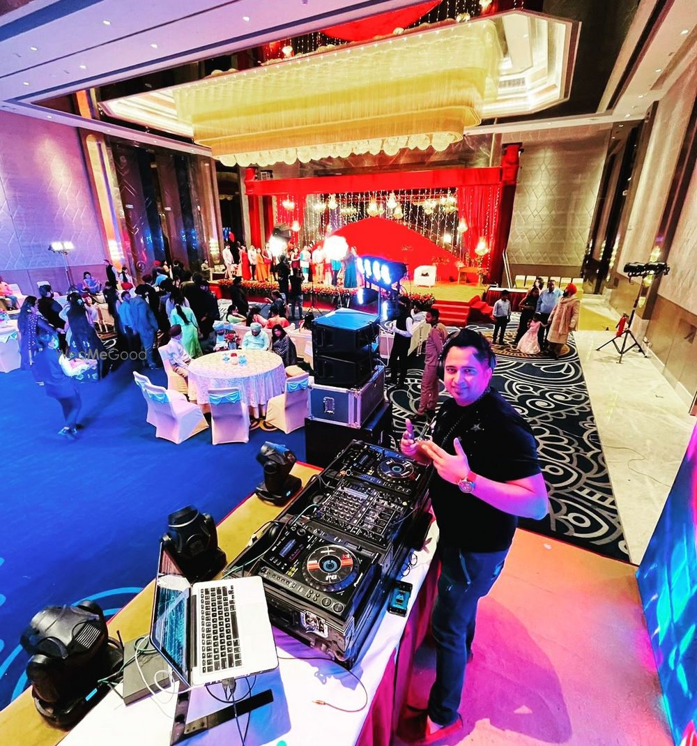 Photo By DJ Rohit Frisky Studio - DJs