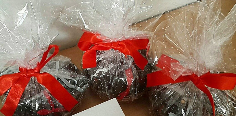 Photo By  Baked with Love by Annie - Favors