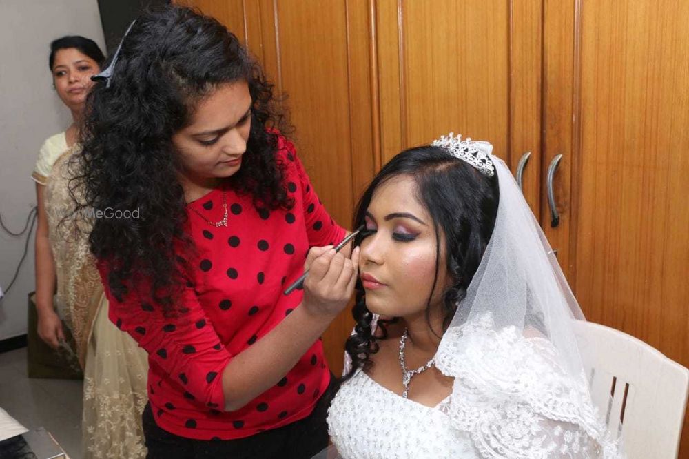 Photo By Shraddha Patkar - Makeup Artist - Bridal Makeup