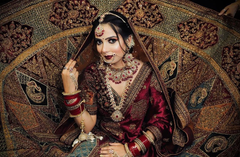 Makeovers by Manisha Kundra