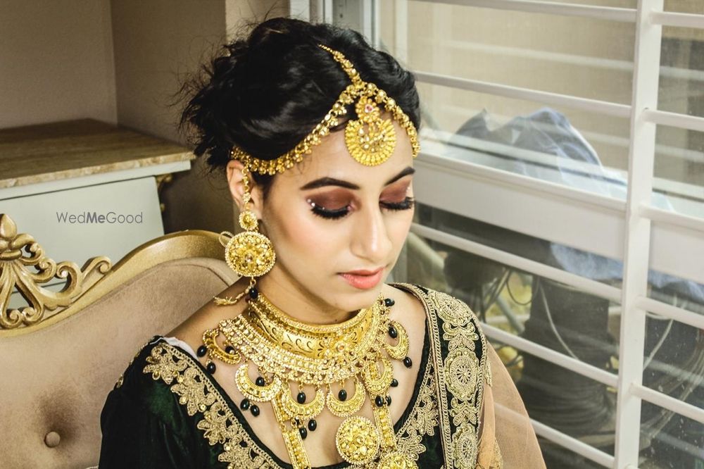 Photo By Myra kalra - Bridal Makeup