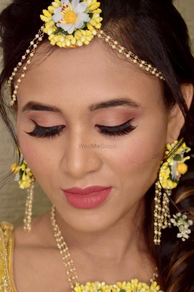 Photo By Henna Salon - Bridal Makeup