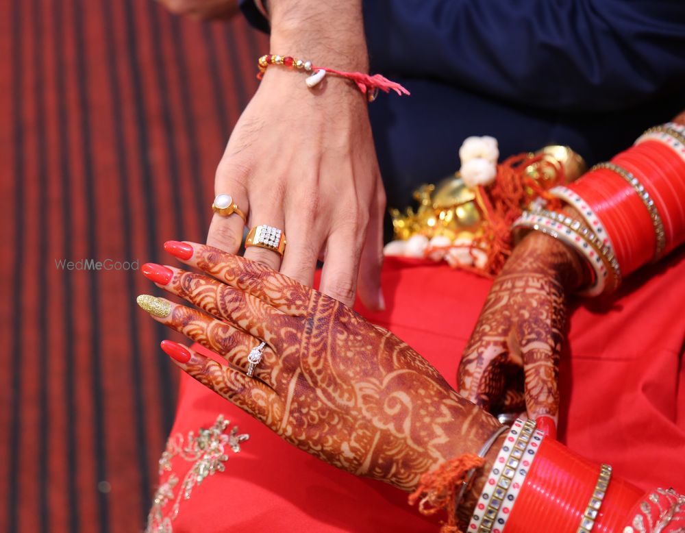 Photo By Star Photography - Photographers