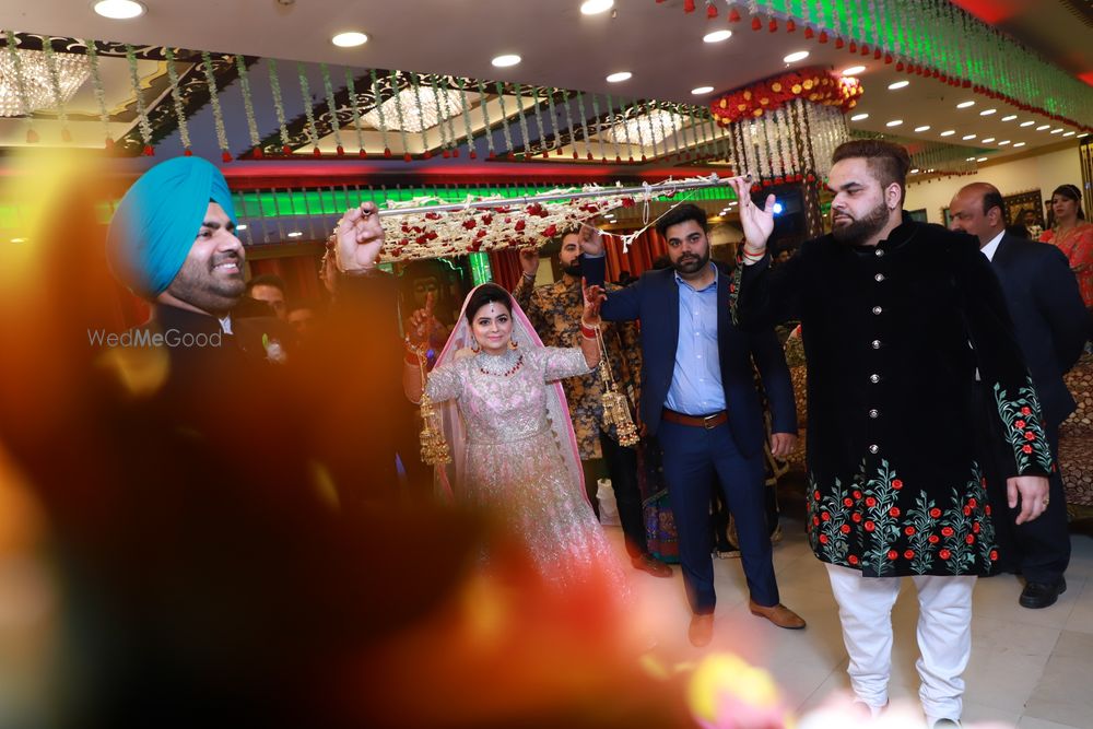 Photo By Star Photography - Photographers