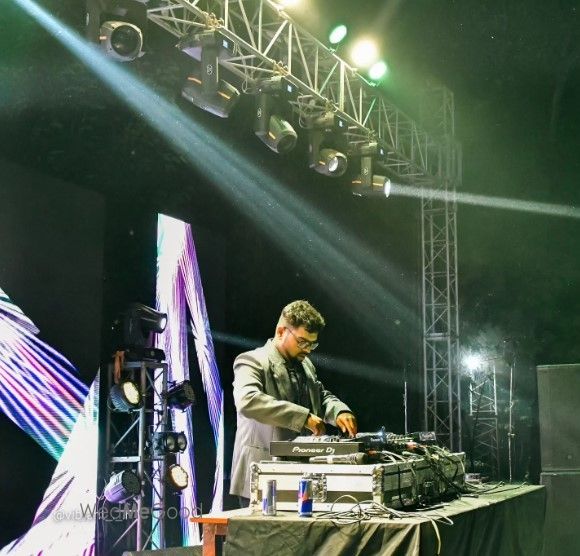 Photo By DJ Suitup - DJs