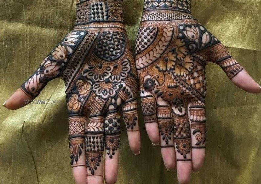 Lucky Mehandi Artist