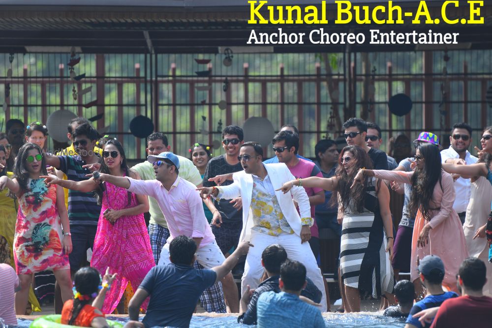 Photo By Kunal Buch Ace Anchor Choreographer Entertainer - Sangeet Choreographer