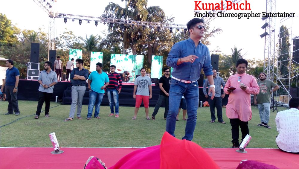 Photo By Kunal Buch Ace Anchor Choreographer Entertainer - Sangeet Choreographer