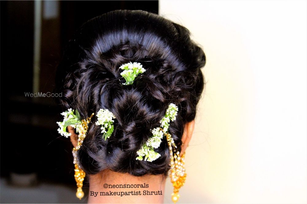 Photo By NeonsNcorals by Makeup Artist Shruti - Bridal Makeup