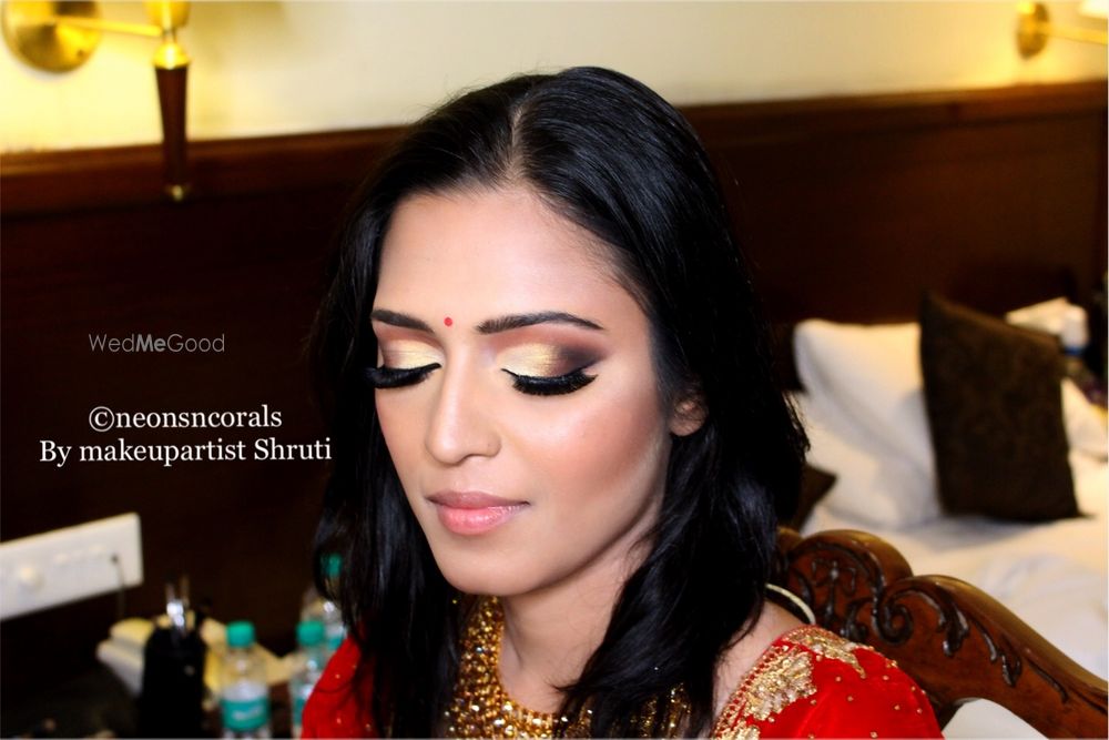 Photo By NeonsNcorals by Makeup Artist Shruti - Bridal Makeup