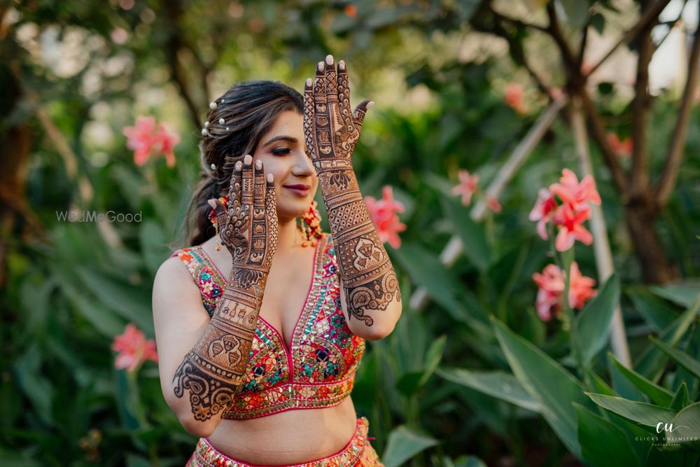 Photo By Saniya Sainani Makeup and Hair - Bridal Makeup Artists