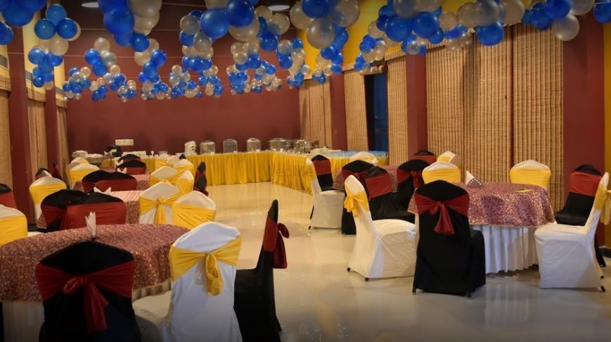 Ceremonia Banquets, Dahisar East