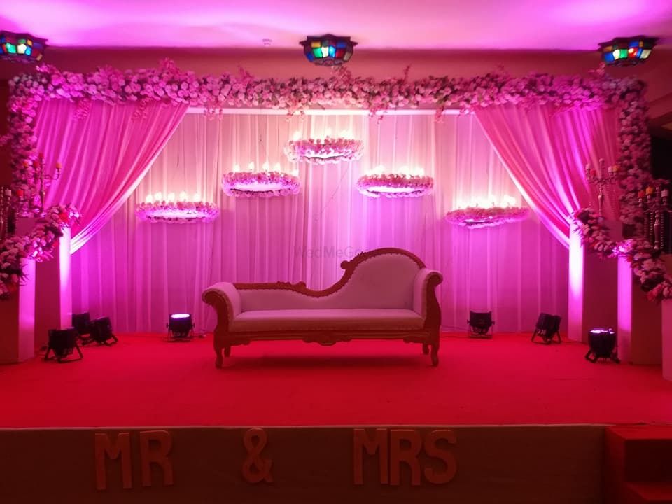 Photo By Limelight Events  - Decorators