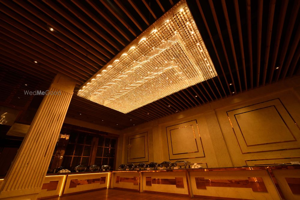 Photo By SH&B - Hotel Millennium Inn - Venues