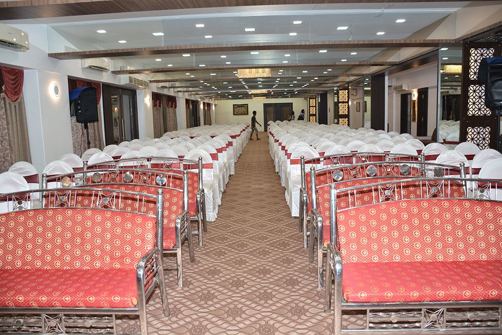 Paradise Banquet Hall, Borivali East