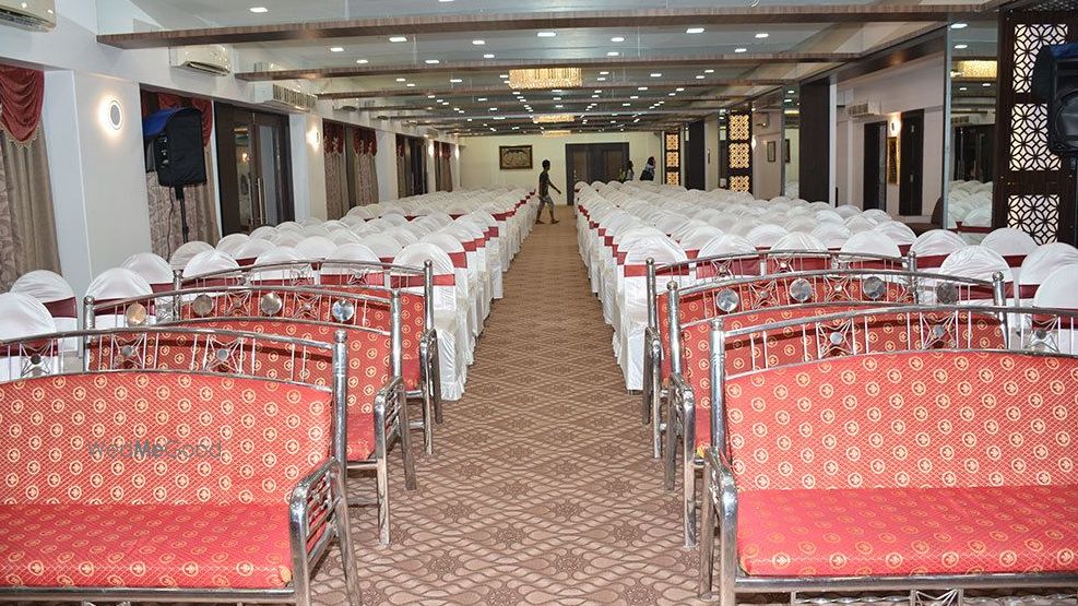 Paradise Banquet Hall, Borivali East