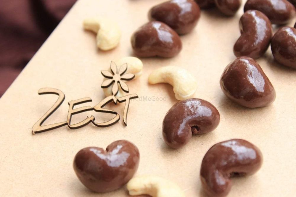 Photo By Zest Chocolates - Favors