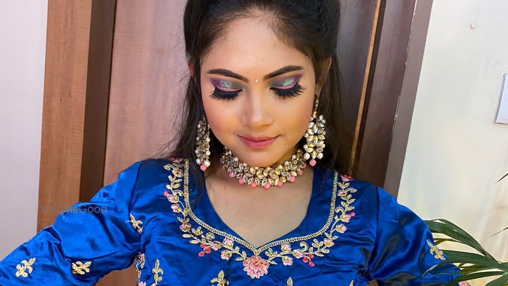 AV Makeup Artist