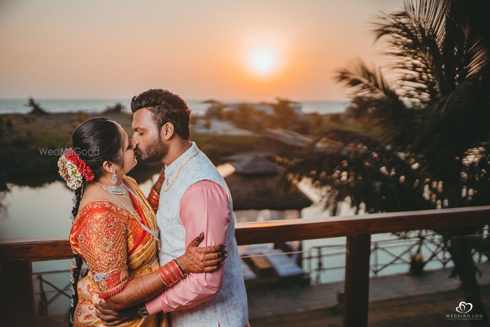 Photo By Wedding Log - Photographers