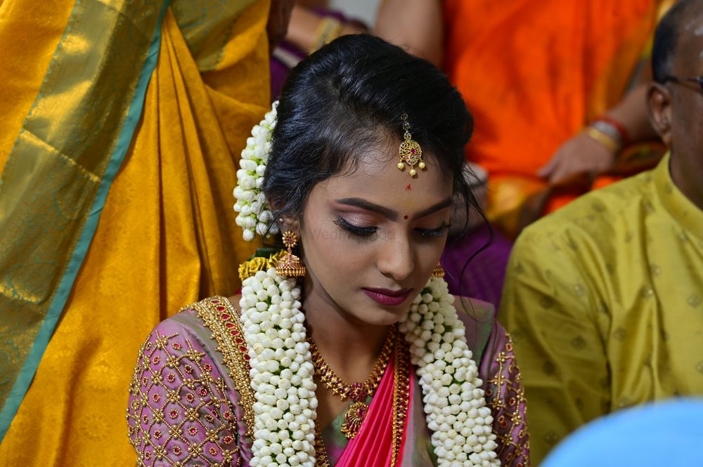 Photo By Makeovers by Sharanya - Bridal Makeup