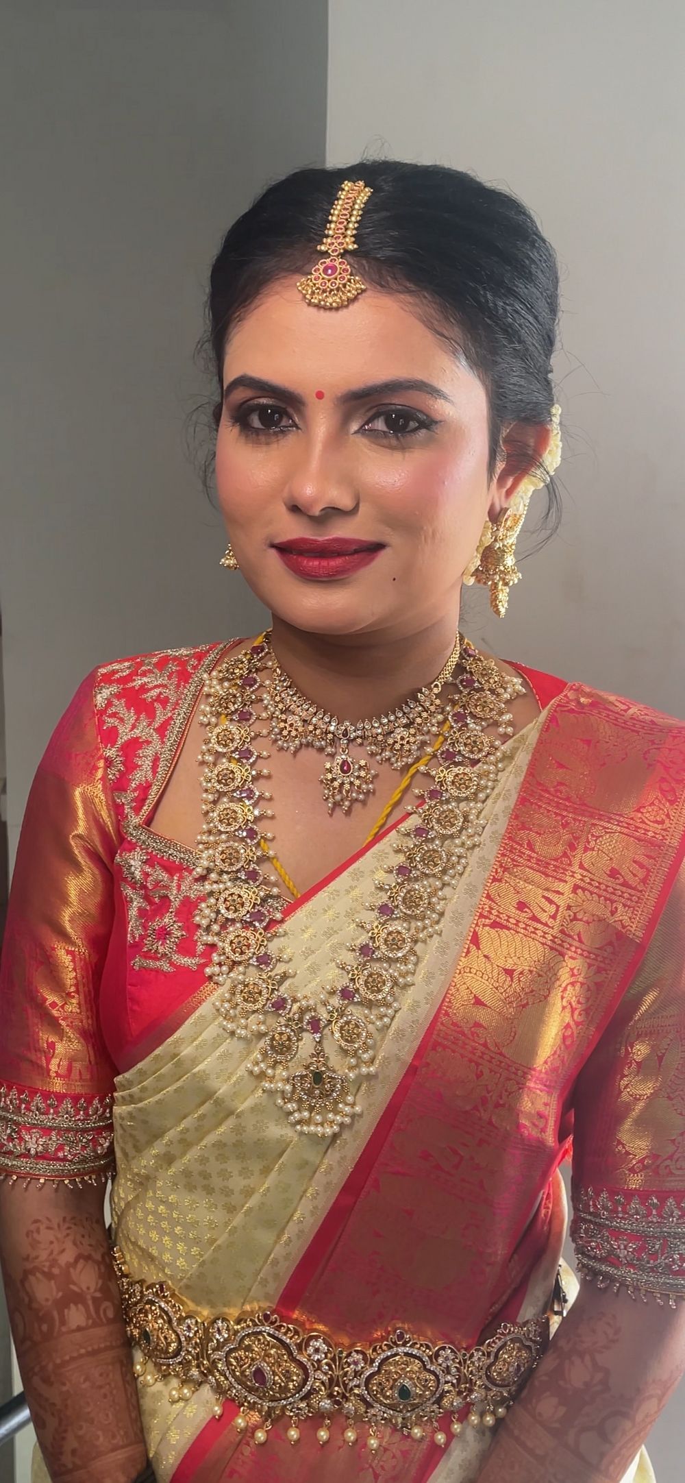 Photo By Makeovers by Sharanya - Bridal Makeup