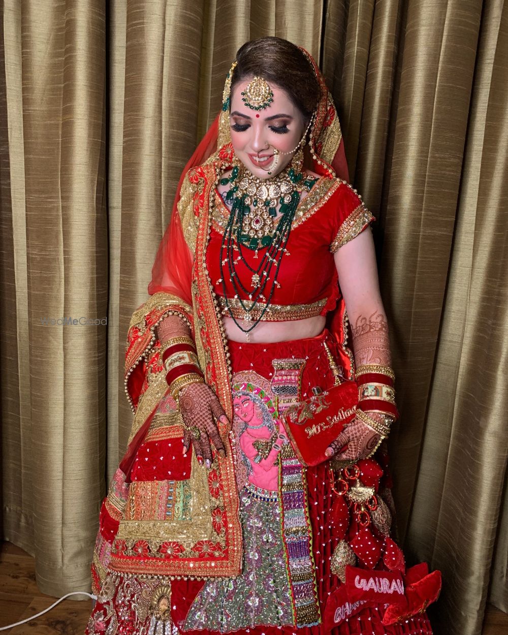 Photo By Aayushi Hatuniya Makeovers - Bridal Makeup