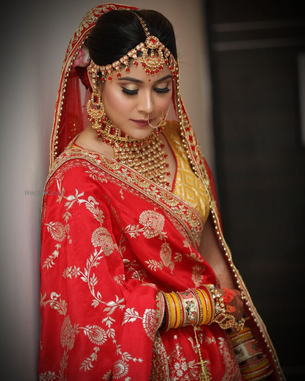 Photo By Aayushi Hatuniya Makeovers - Bridal Makeup