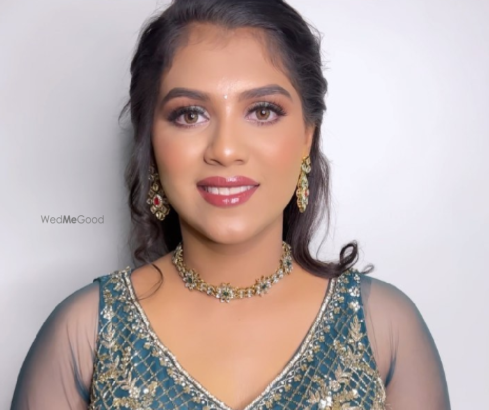 Shefali Kumavat Makeup Artist