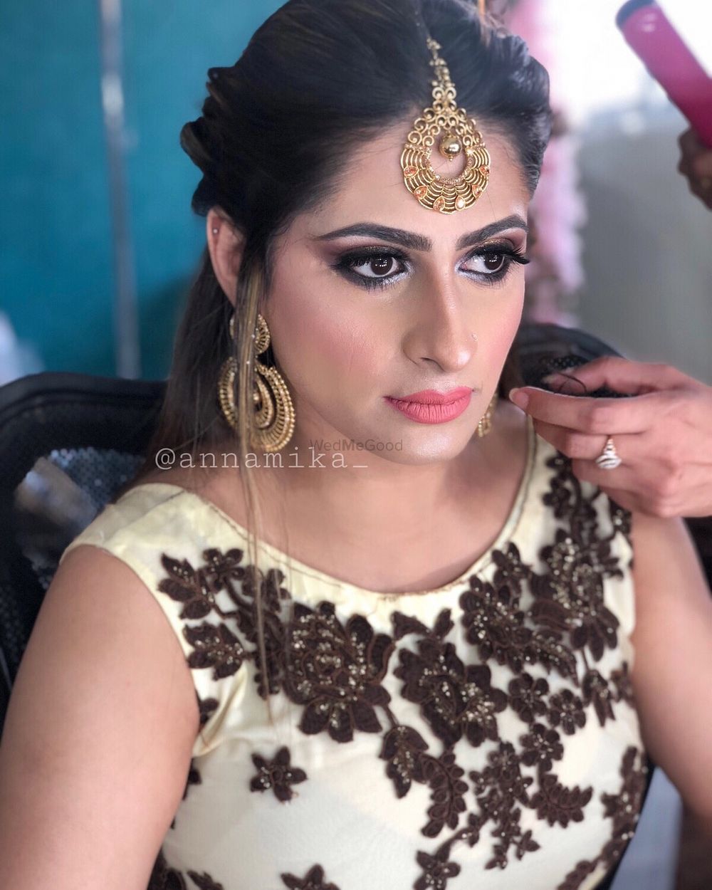 Photo By Annamika Makeovers - Bridal Makeup