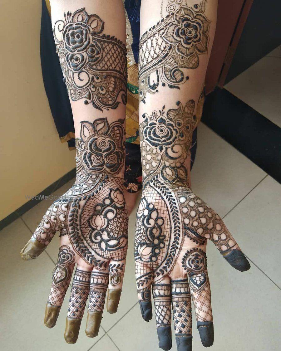 Photo By Nikhel Mehandi Arts - Mehendi Artist