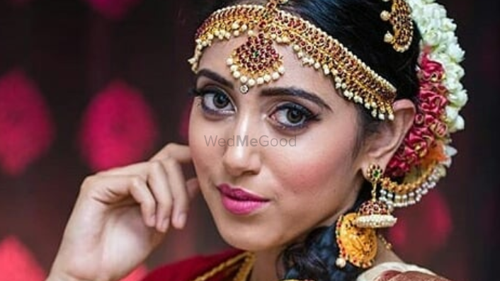Makeover Studio by Yash Jain