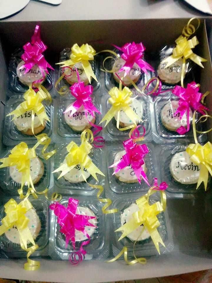 Photo By Crumbs Patisserie - Favors